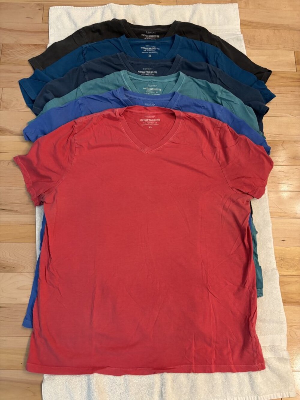 Set of 6, vneck, short sleeve tshirts